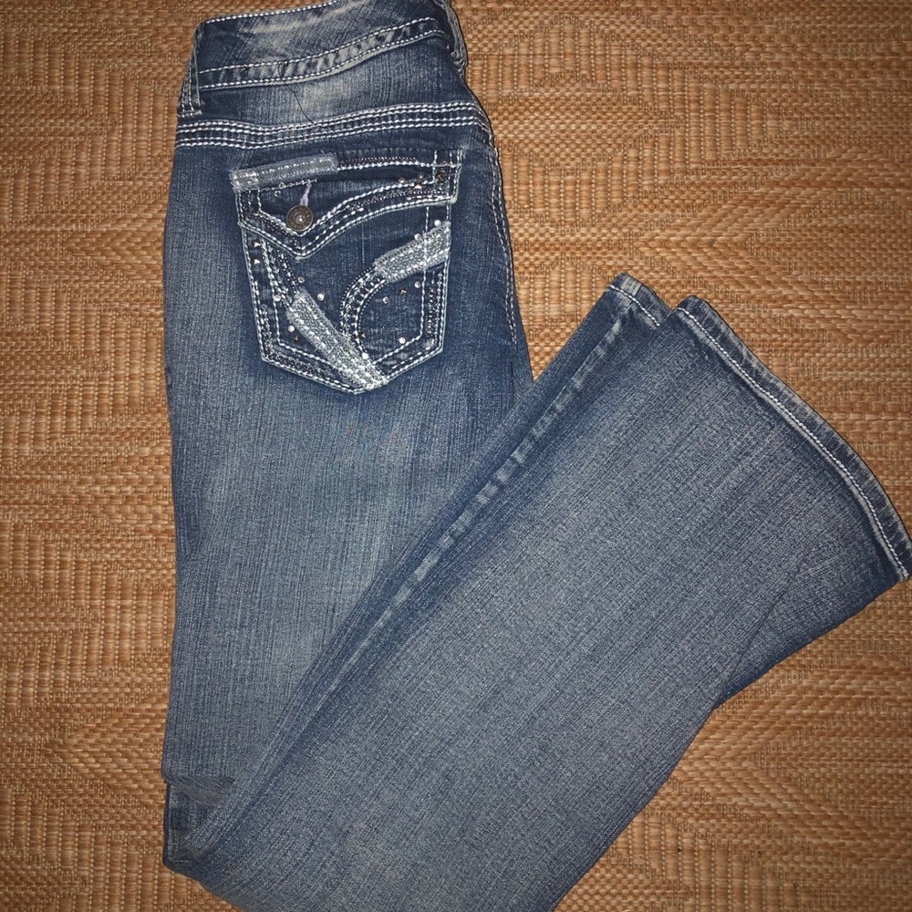 Ariya Jeans